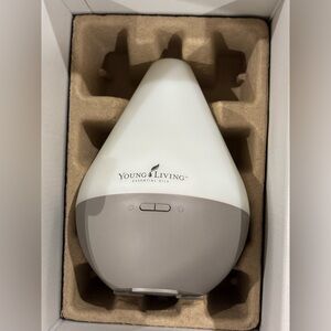 Young Living Dew Drop diffuser